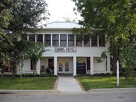 Dabbs Hotel Bed And Breakfast Llano Exterior foto