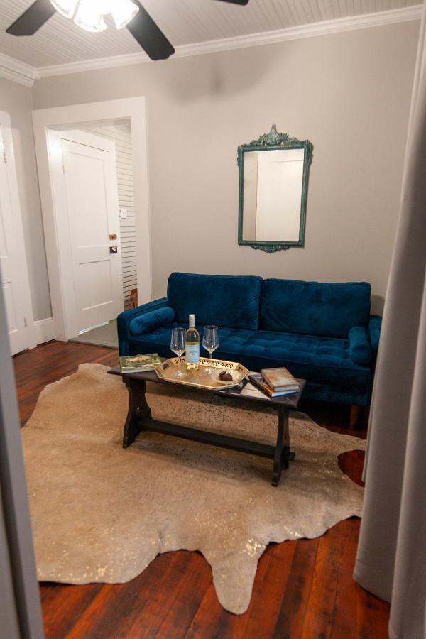 Dabbs Hotel Bed And Breakfast Llano Exterior foto
